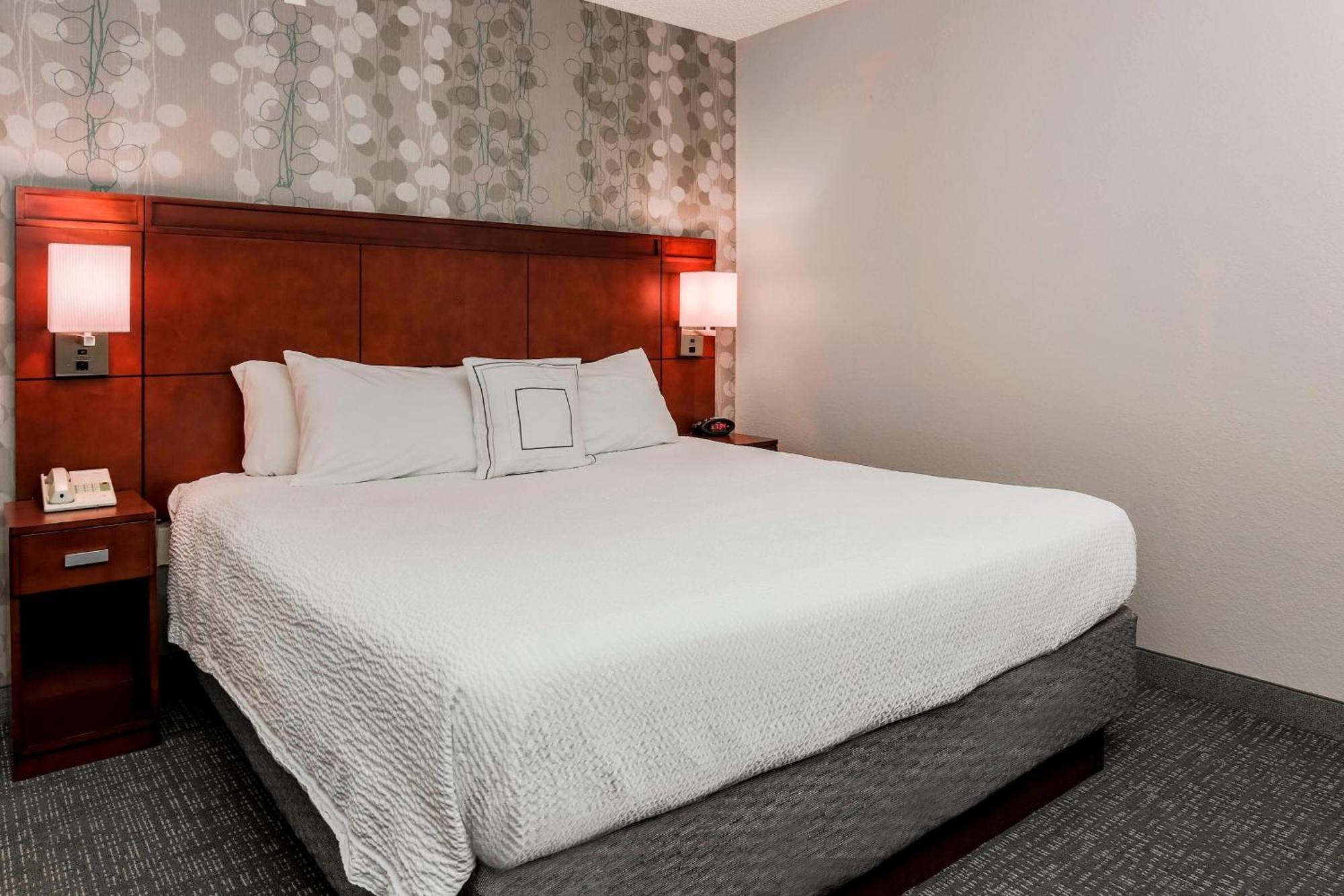 Courtyard By Marriott Orlando Lake Mary North Heathrow Buitenkant foto